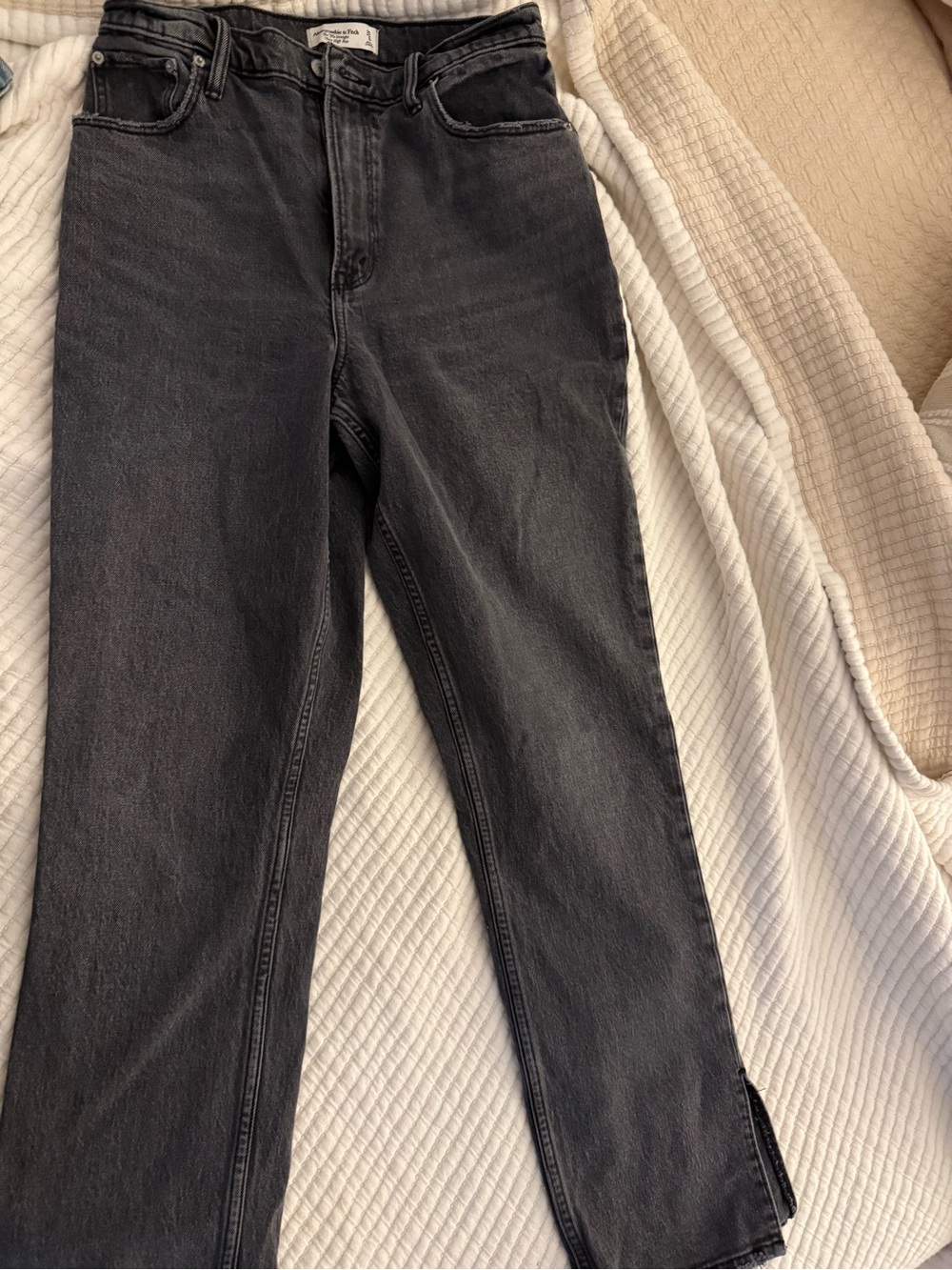 Abercrombie & Fitch Straight Leg Washed Charcoal Jeans